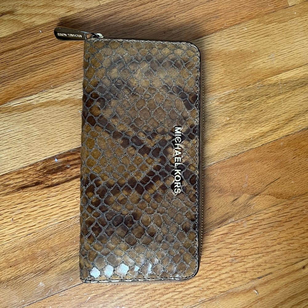 MK wallet